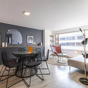 10.73 Flats X Ahead Apartamento